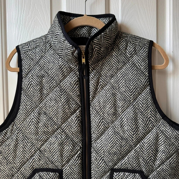 J.Crew Factory Herringbone Quilted Puffer Vest Down Fill Black grey Large - Picture 5 of 7